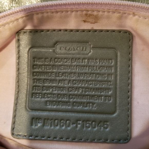 Coach - Picture 3 of 4